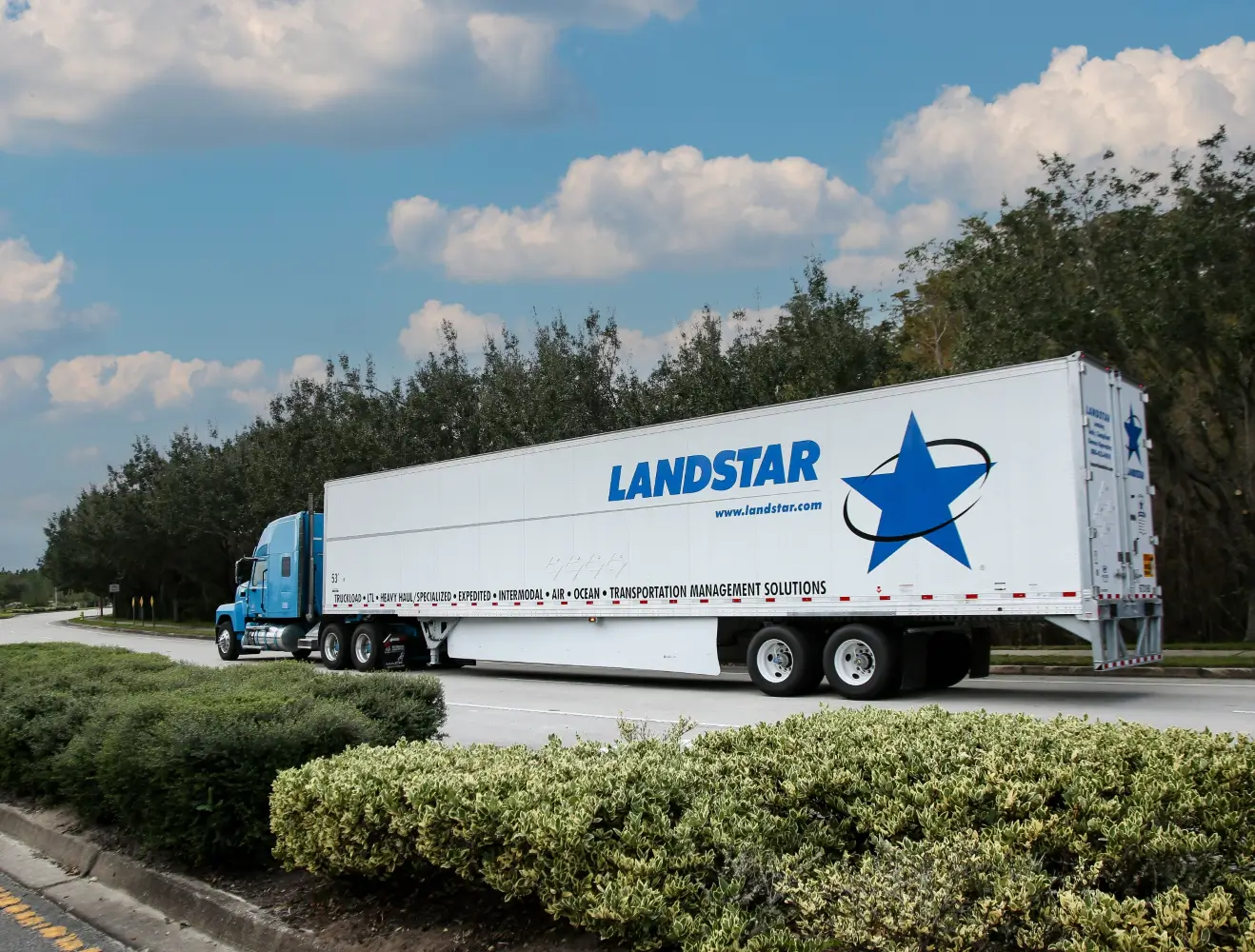 landstar-truck-image